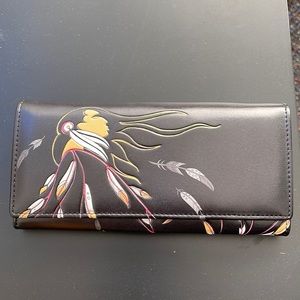 Maxine Noel wallet